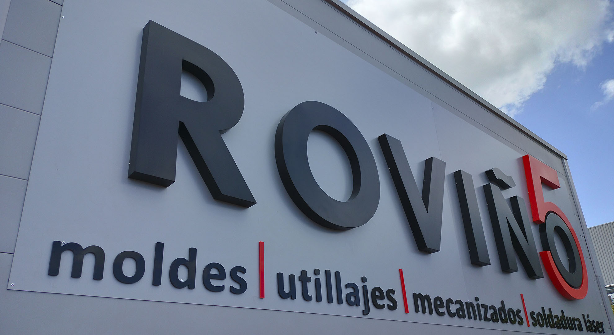 Rótulo de letras corpóreas