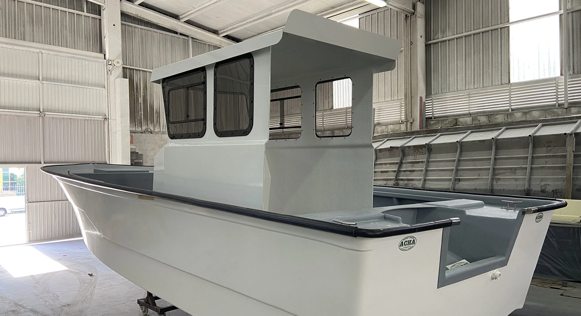 Ventana y parabrisas de metacrilato para barcos